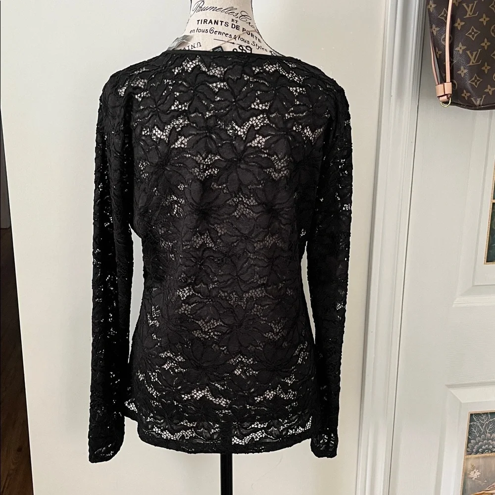 😃White House Black Market Black Lace Blouse - Picture 5 of 13